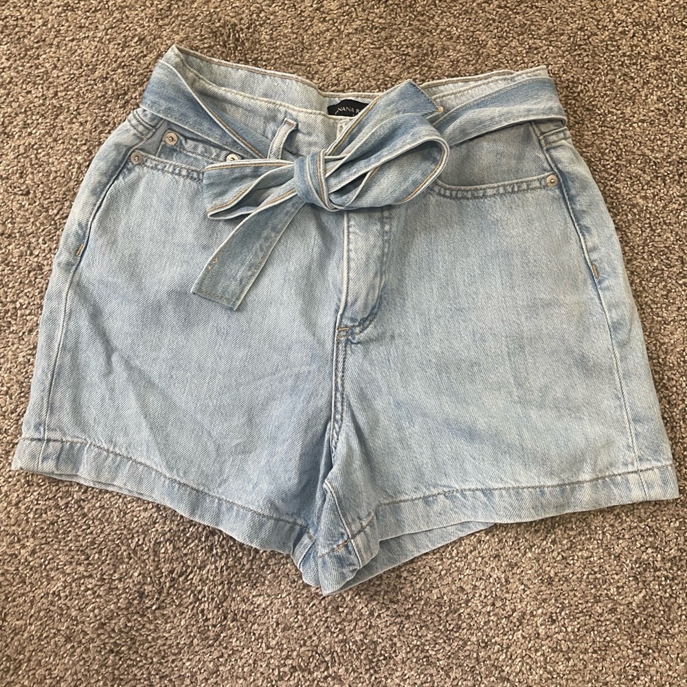 BR High Waisted Shorts
